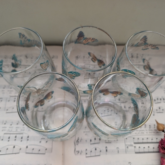Butterfly Glass Tumbler with Gold Accents Set Of 5 Glasses - Picture 5 of 8